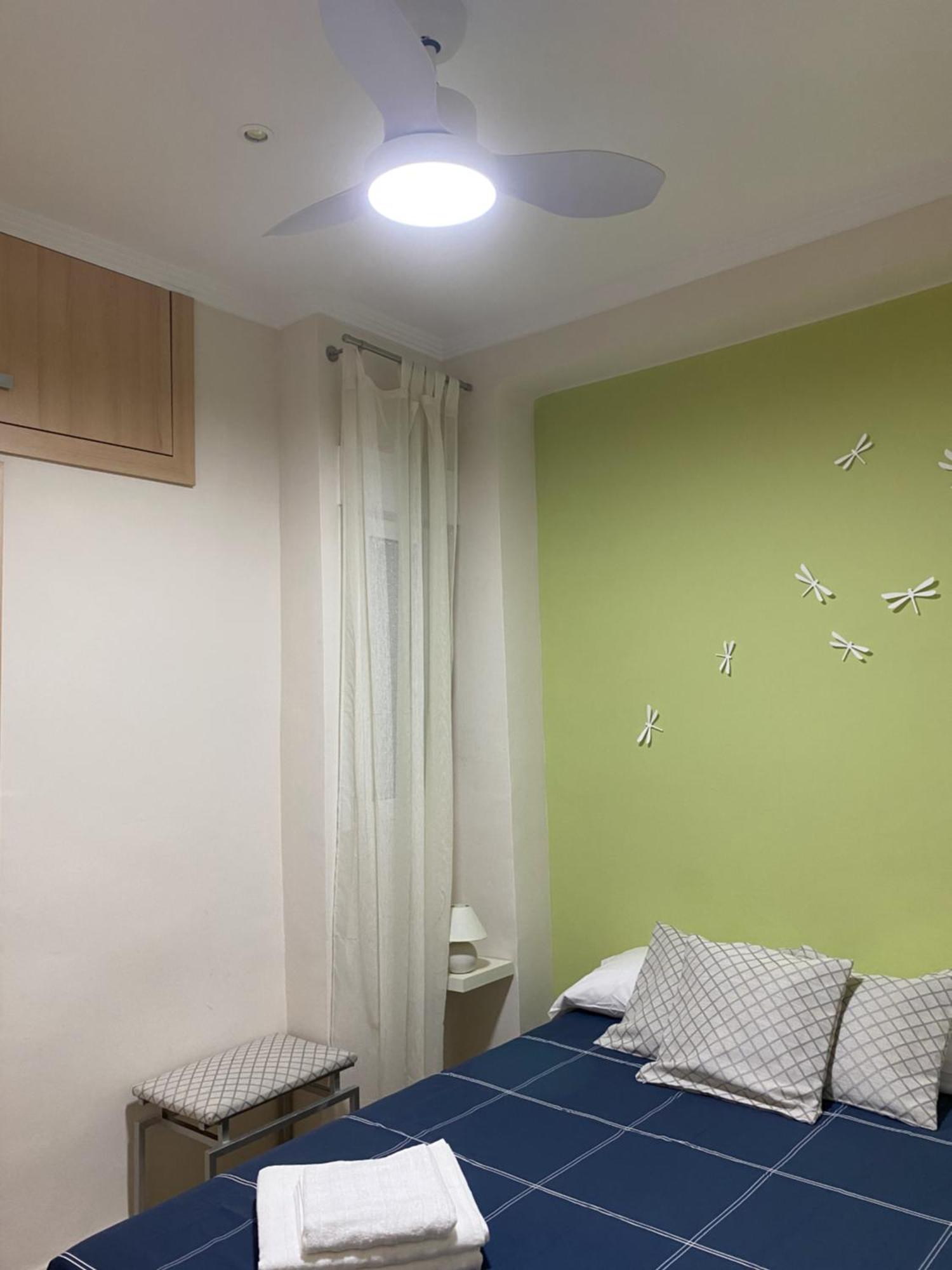 Beachfront And Cozy Apartment كولرا المظهر الخارجي الصورة